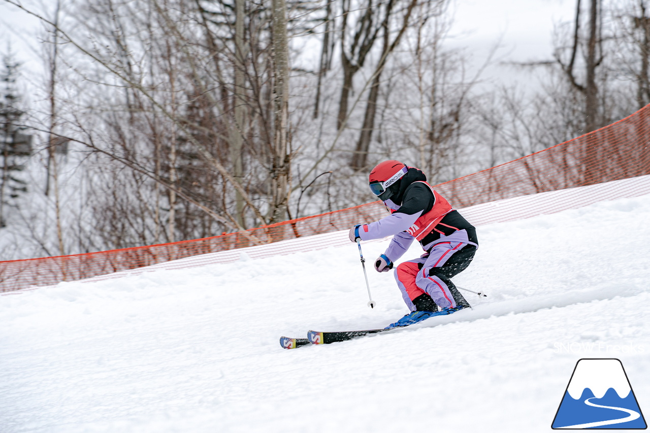 なんと約10年ぶりの「技術選」撮影?! PREMIER SKI ACADEMY presents 『2026プレミアカップ・スキー技術選』レポート！｜朝里川温泉スキー場